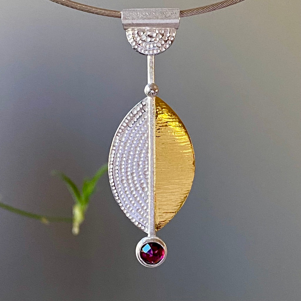 Keum-Boo, mandala, leaf, rose cut, rhodolite garnet, silver, gold, pendant, necklace