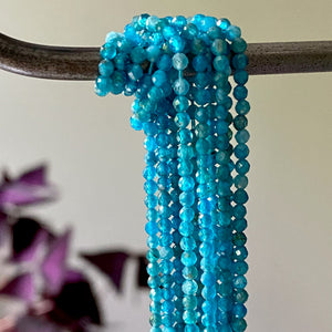 blue apetite, tiny bead necklace